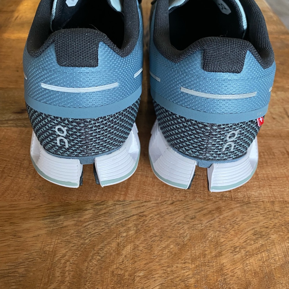 On Cloud Women’s Running Shoe